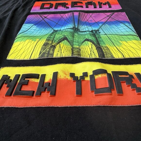 Akademiks New York T-Shirt Mens Medium Brooklyn Bridge Raised Lettering Y2K - Picture 2 of 5